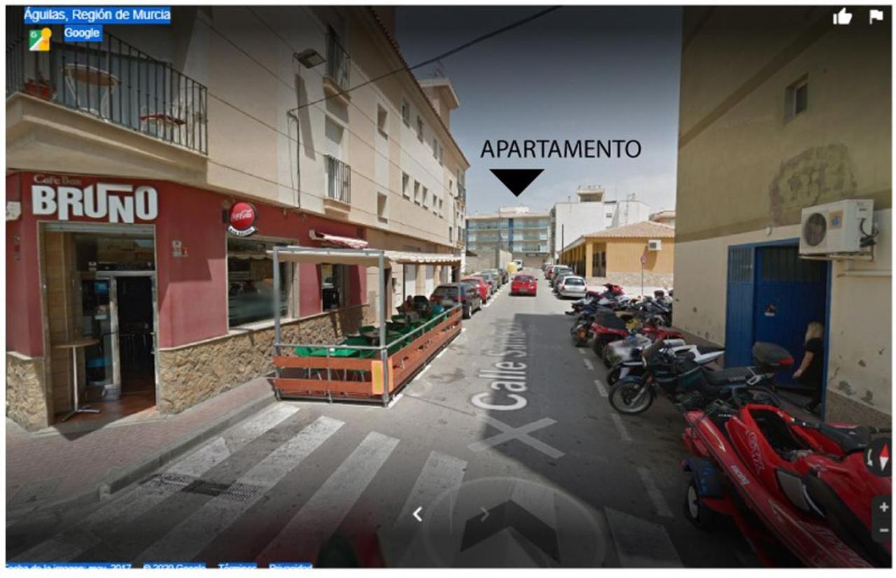 Disfruta Águilas Esterno foto